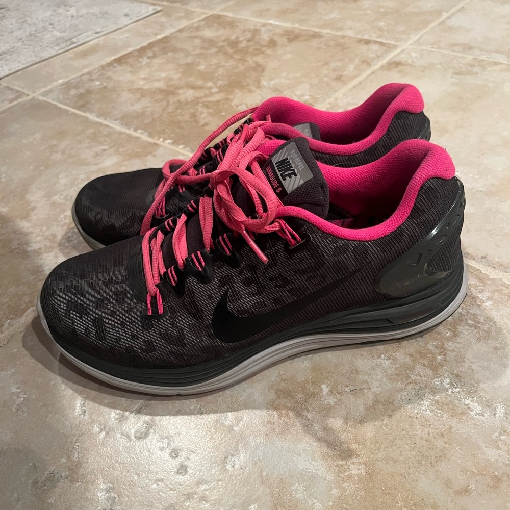 Women’s Nike Lunar Glide 5 - H2O Repel - size 8